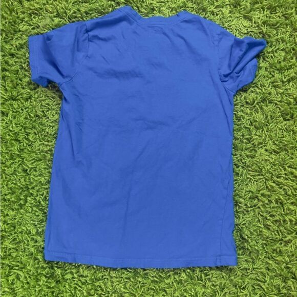 STRANGER THINGS TSHIRT NEVER WORN - Picture 2 of 5